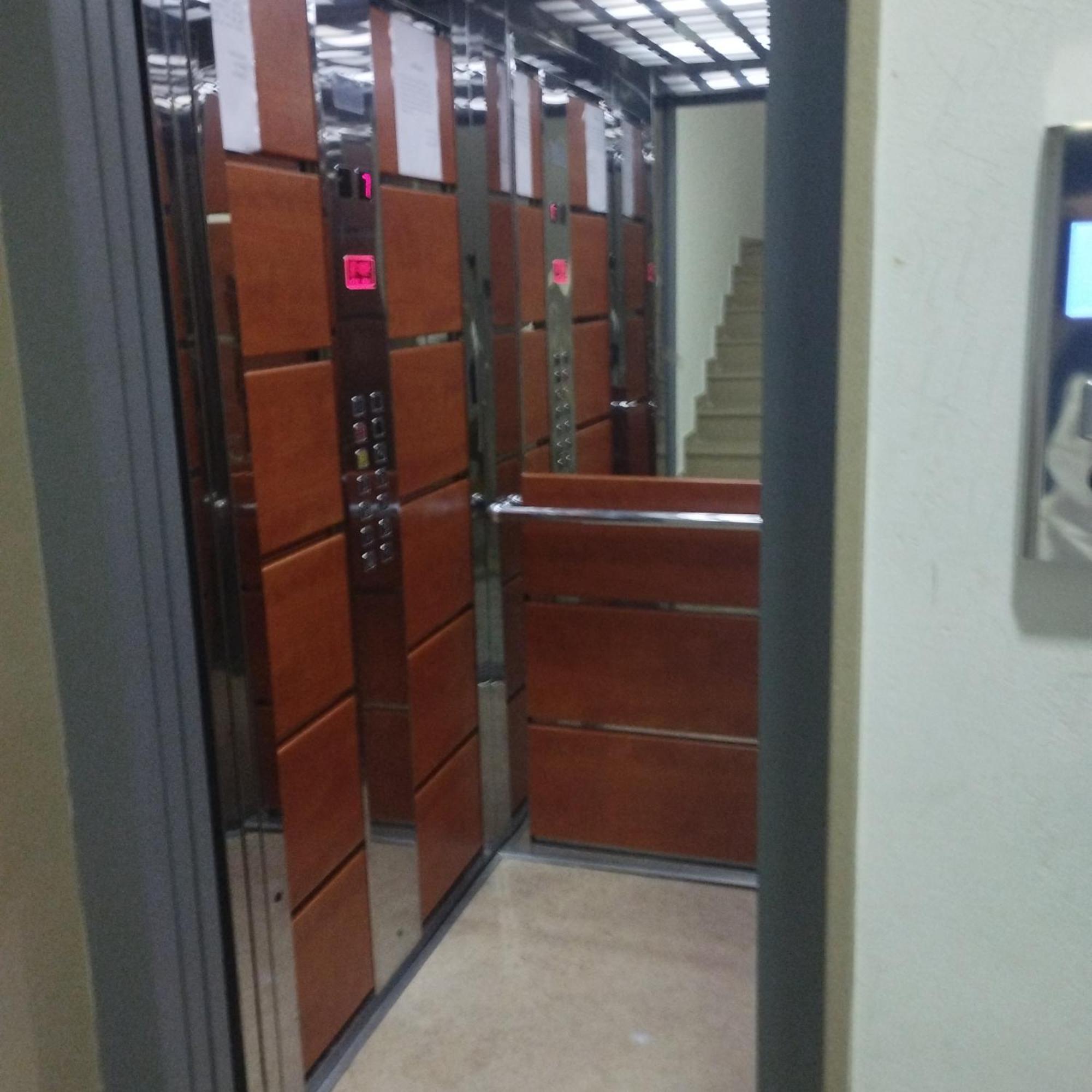 Hergi Apartament فلورا المظهر الخارجي الصورة