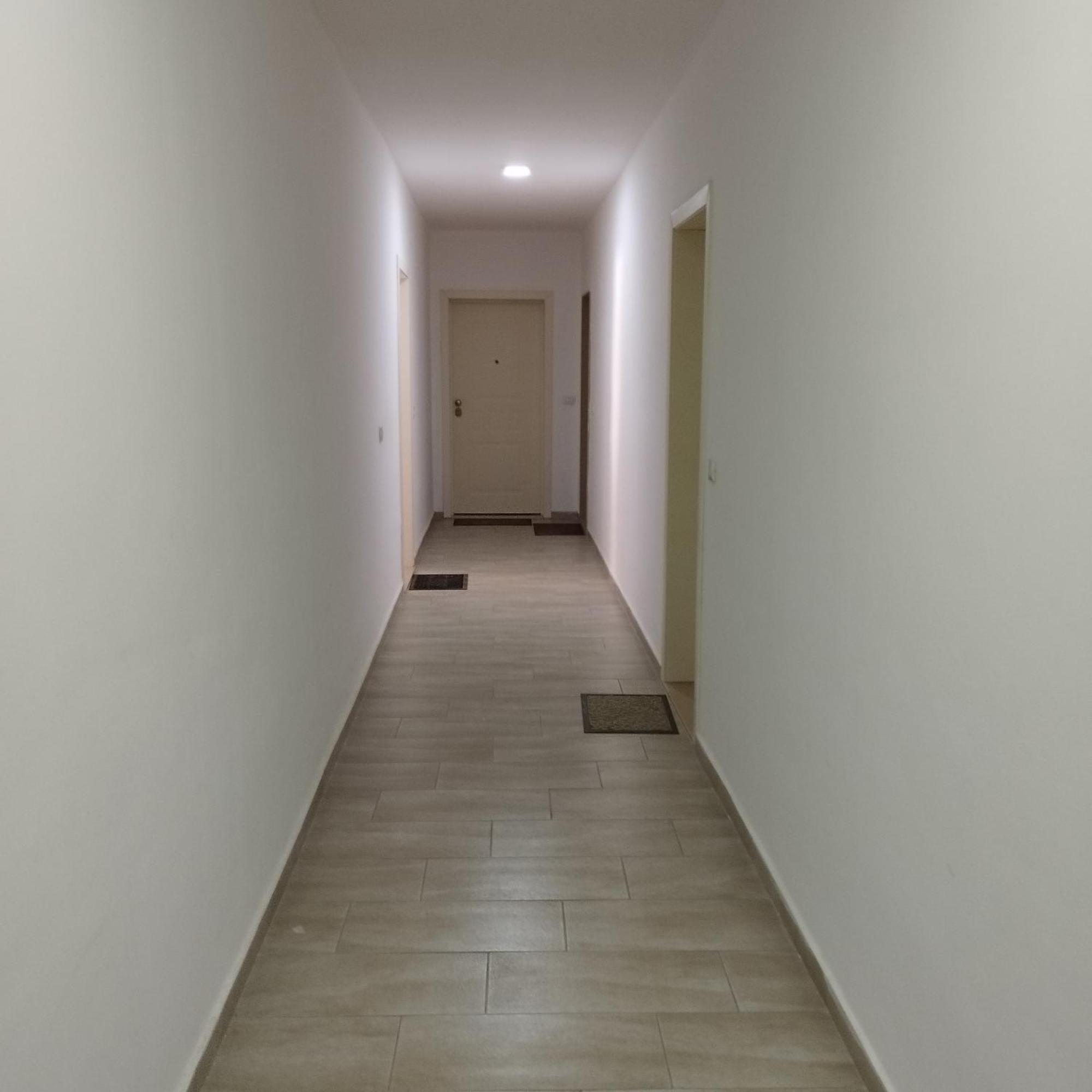 Hergi Apartament فلورا المظهر الخارجي الصورة